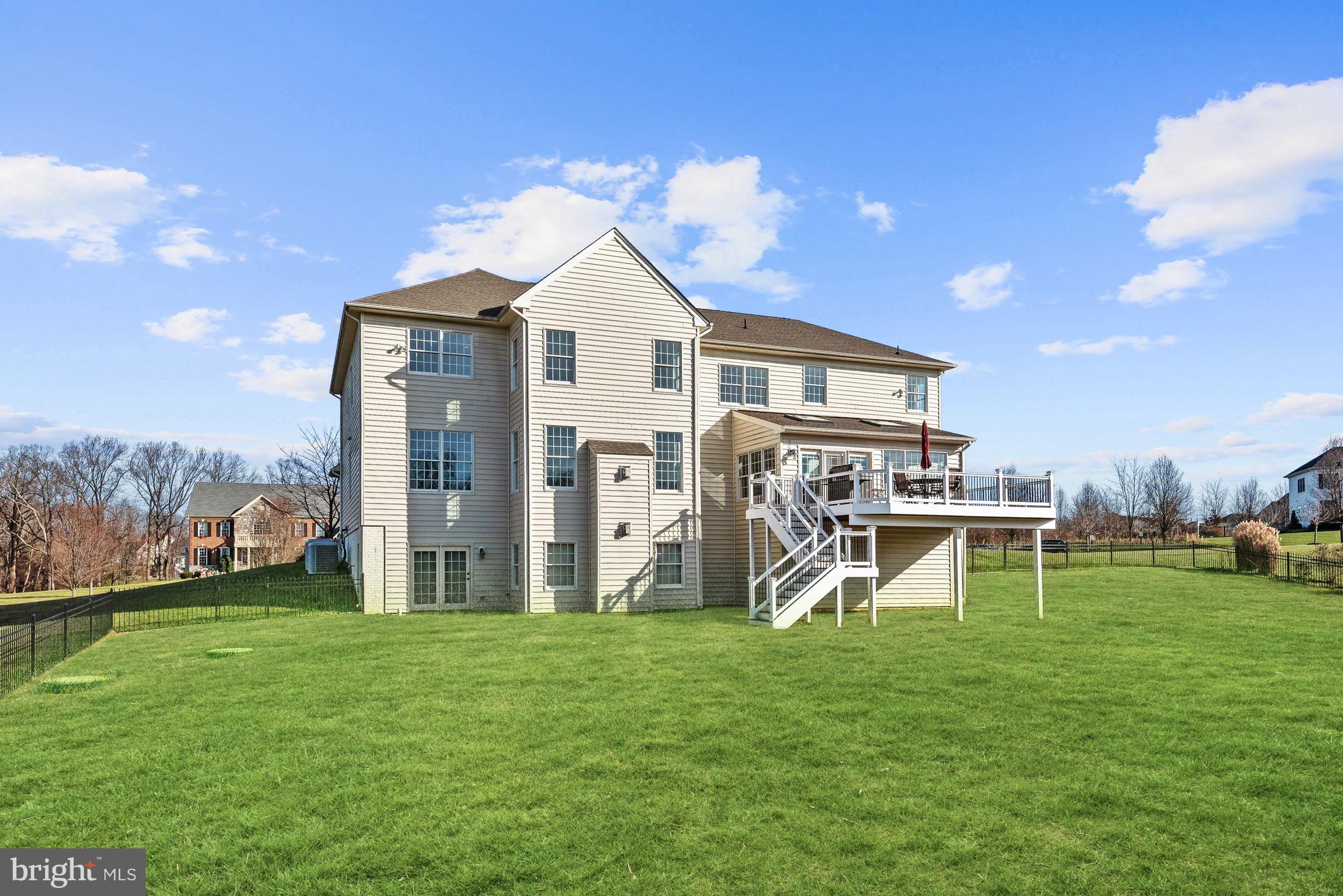 MERIWETHER FARM - Residential