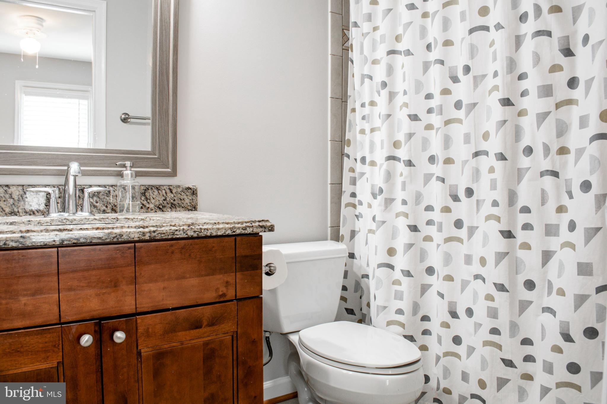 ARLINGTON RUN - Residential Lease