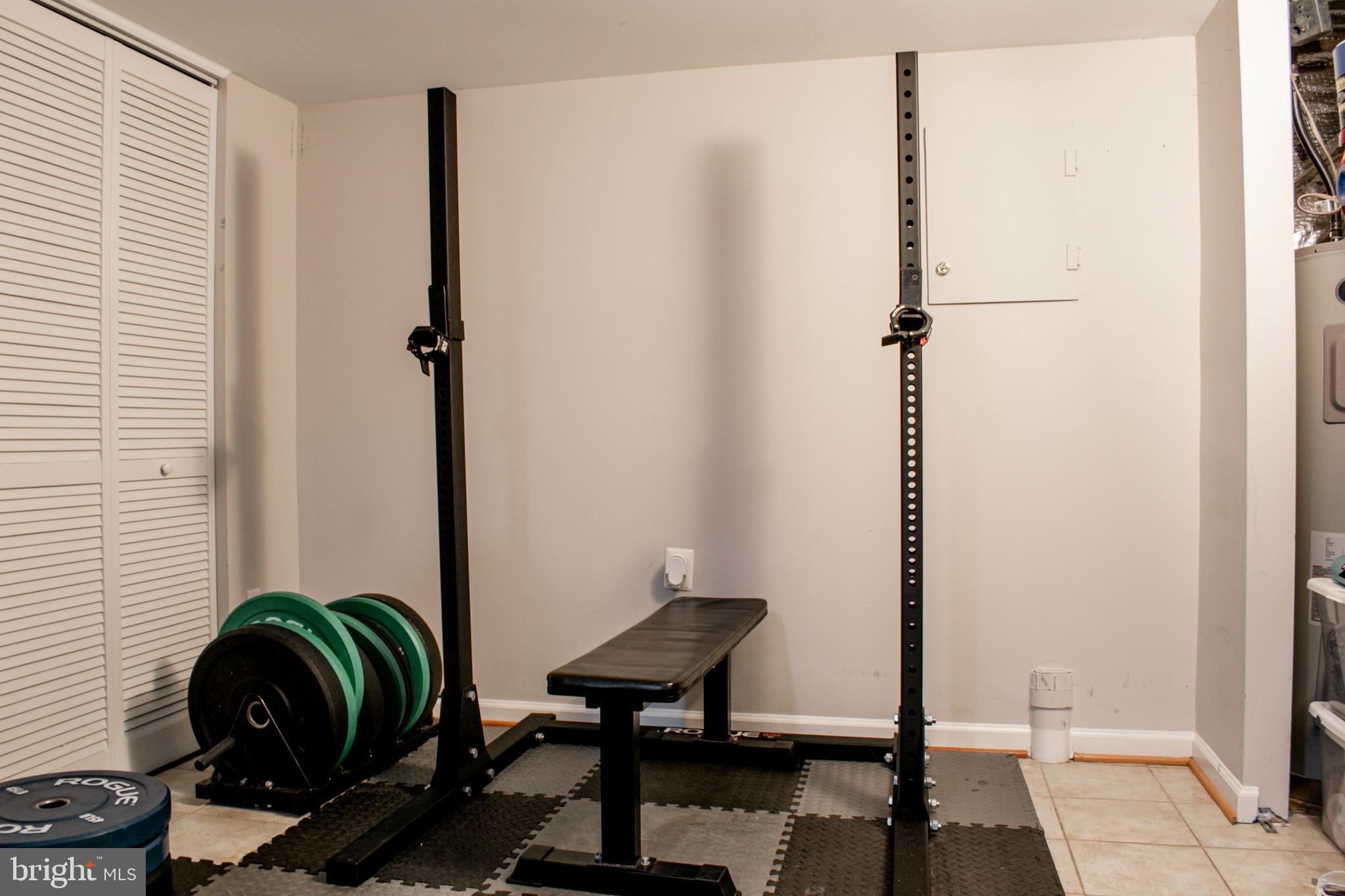 ARLINGTON RUN - Residential Lease