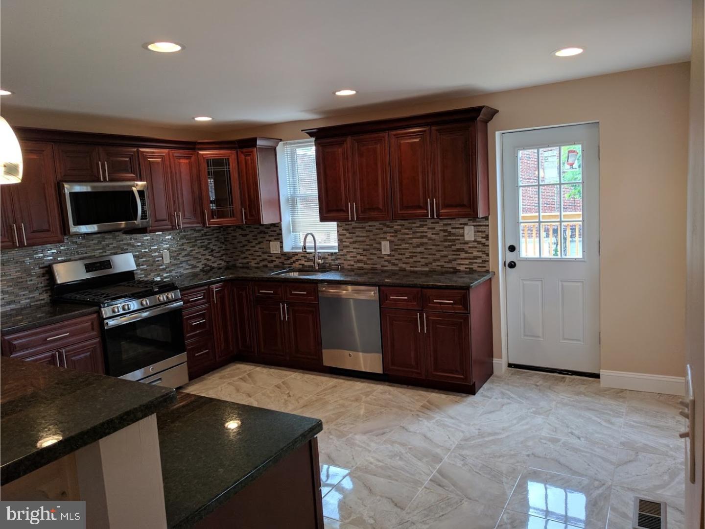 CEDARBROOK - Residential