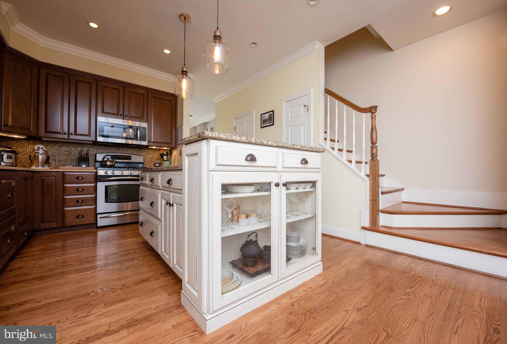 ALEXANDRIA - Residential Lease