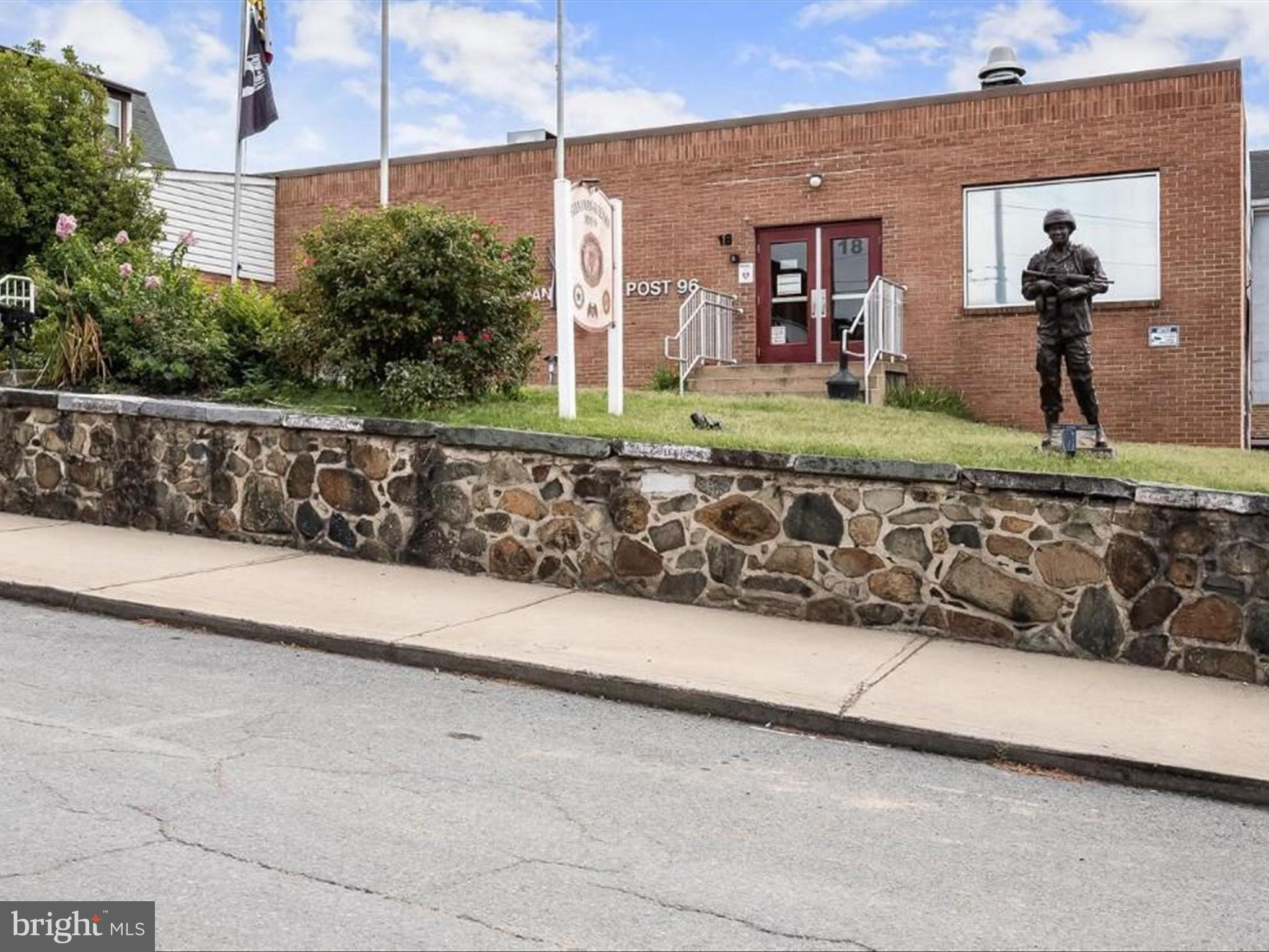 BRUNSWICK - Residential