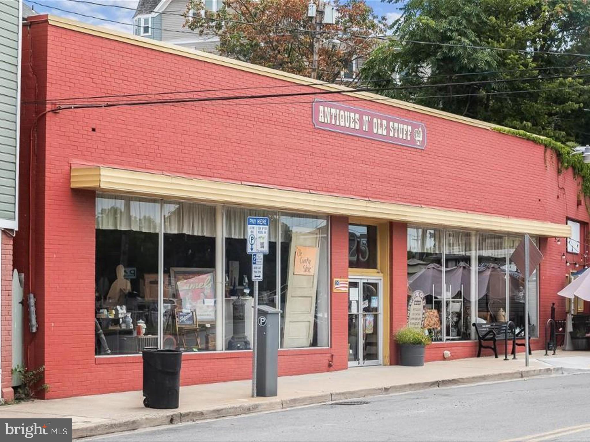 BRUNSWICK - Residential