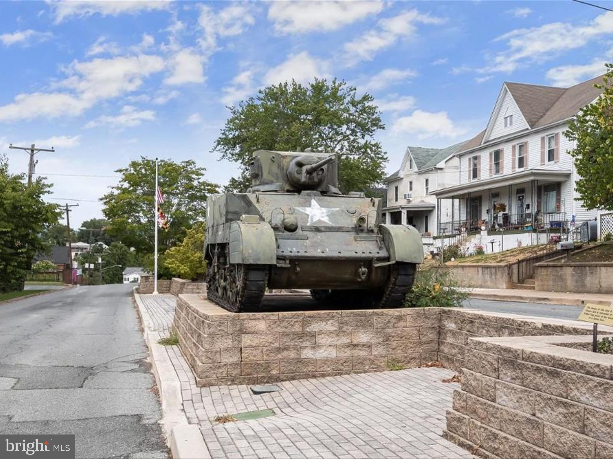 BRUNSWICK - Residential