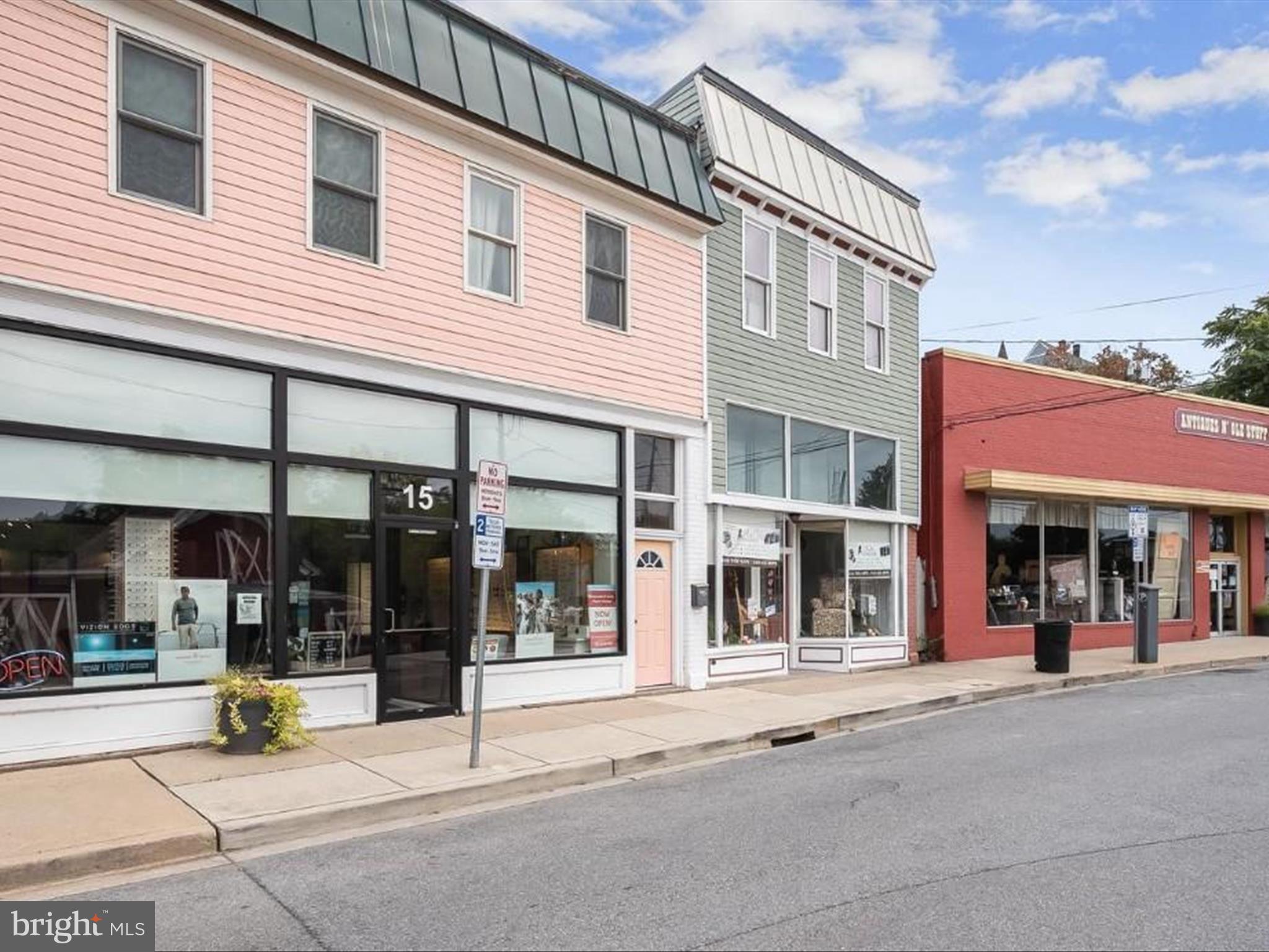 BRUNSWICK - Residential