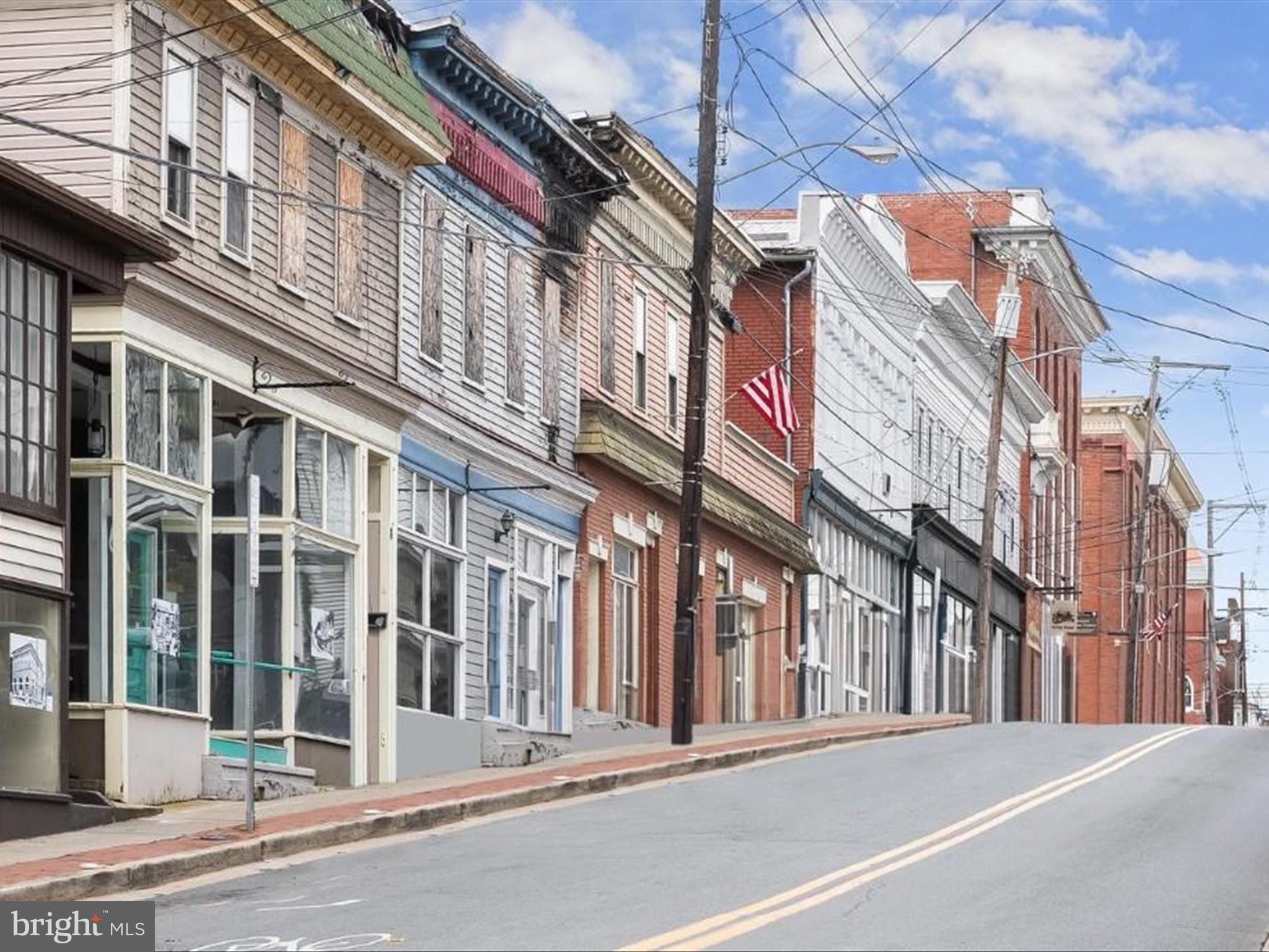 BRUNSWICK - Residential