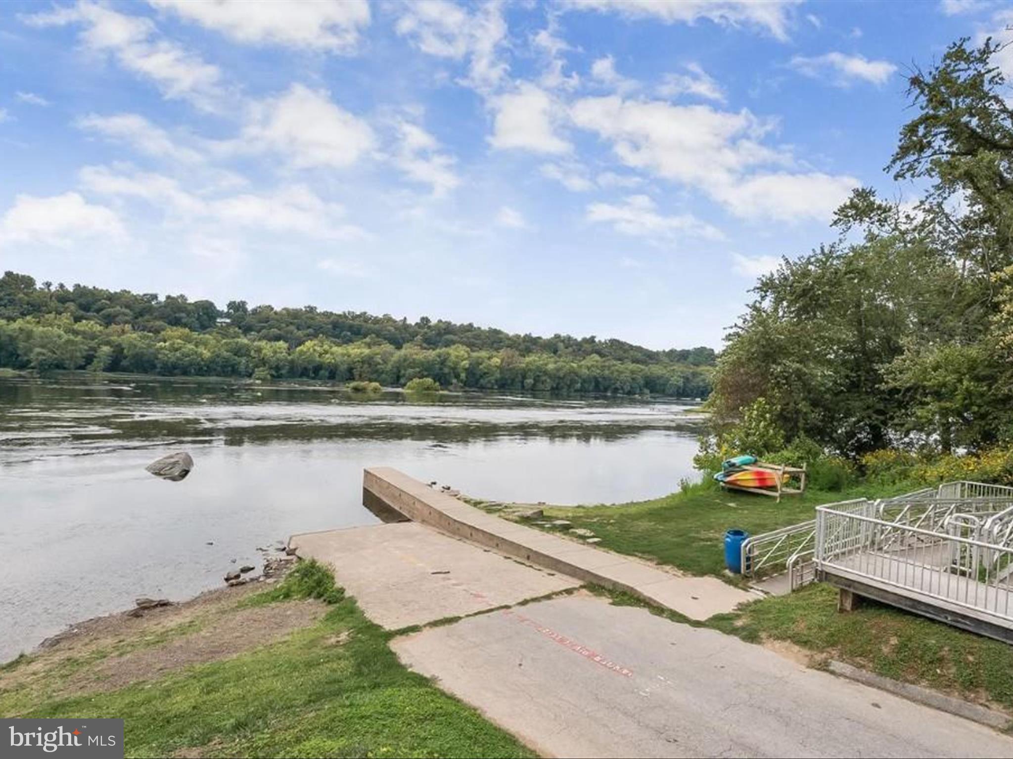 BRUNSWICK - Residential