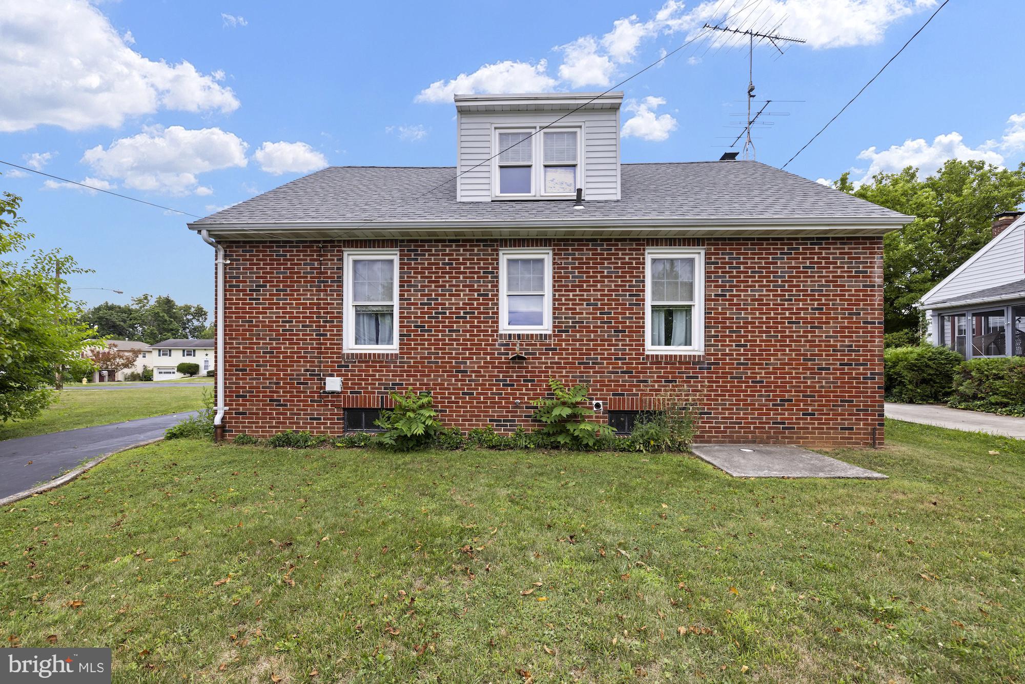 203 PARK HEIGHTS BOULEVARD