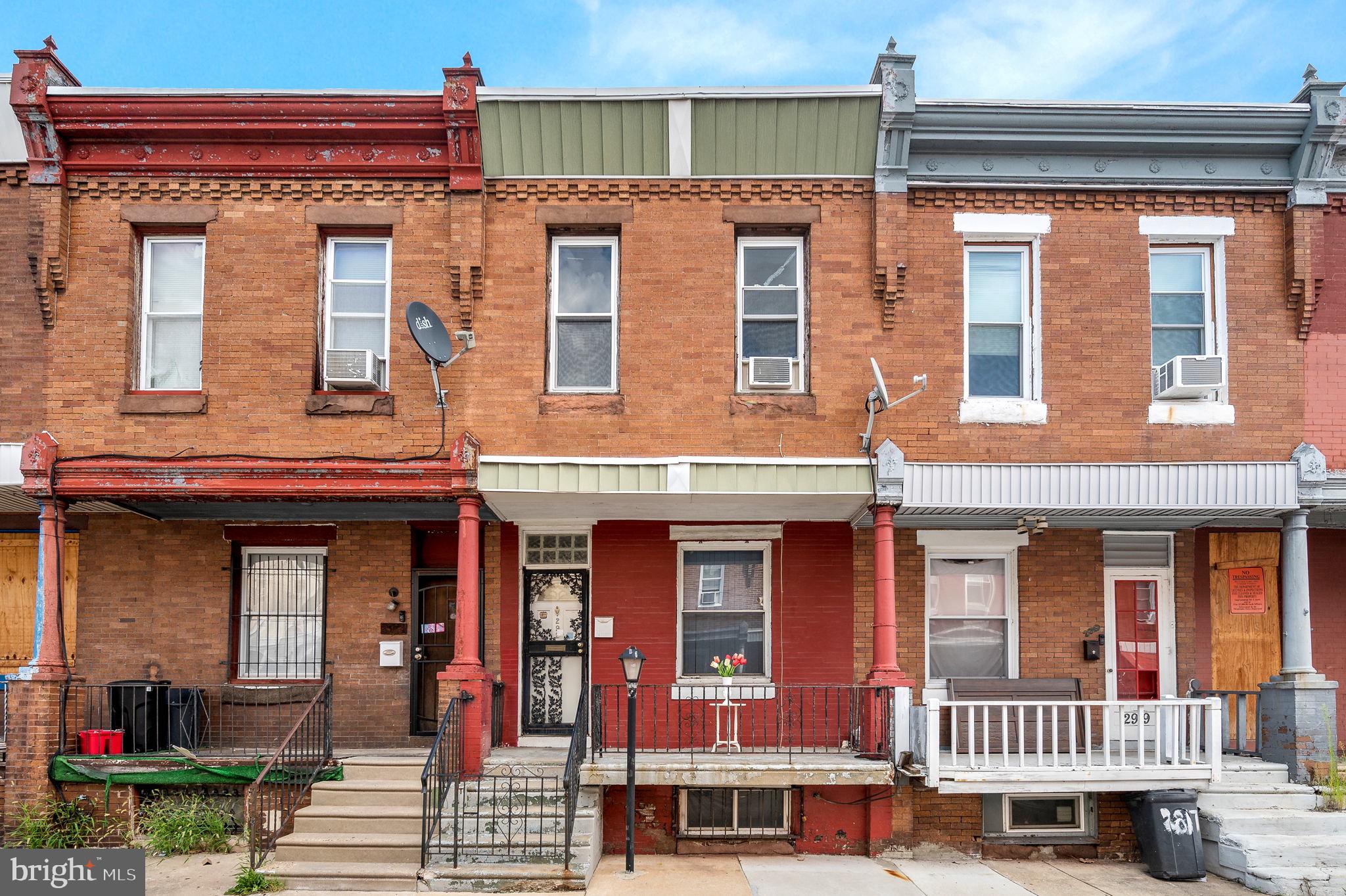 STRAWBERRY MANSION - Residential