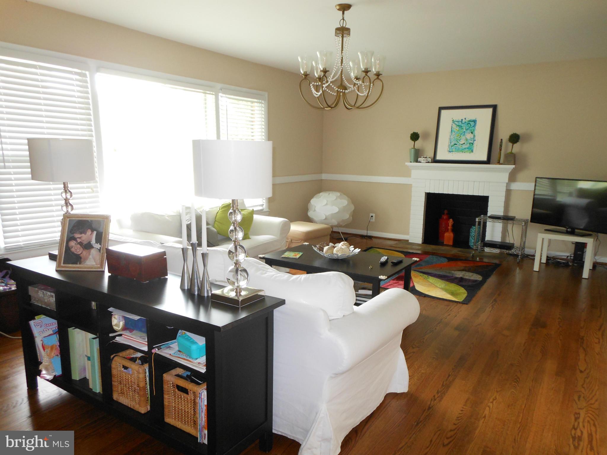 WESTBRIAR COUNTRY CLUB ESTATES - Residential Lease