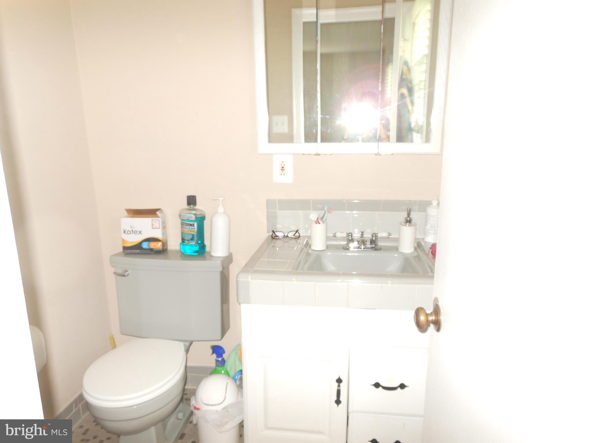 WESTBRIAR COUNTRY CLUB ESTATES - Residential Lease