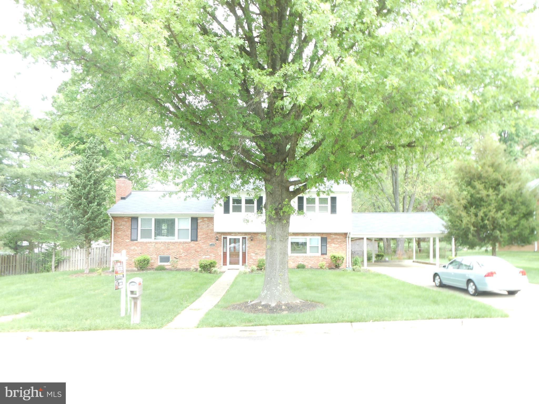 WESTBRIAR COUNTRY CLUB ESTATES - Residential Lease