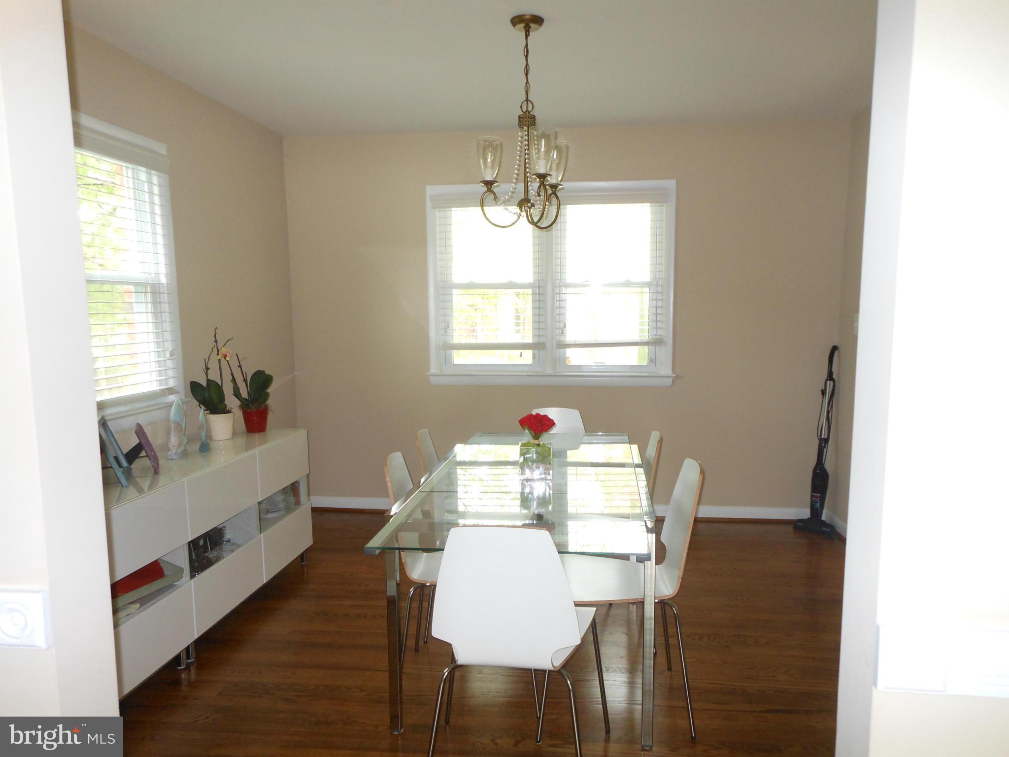 WESTBRIAR COUNTRY CLUB ESTATES - Residential Lease