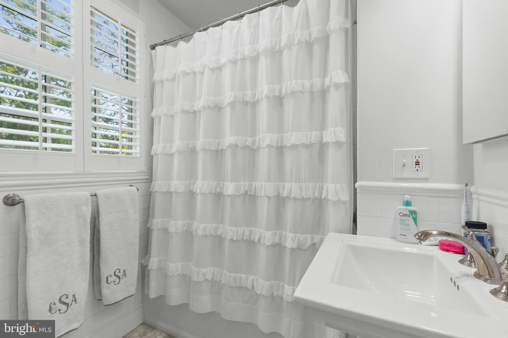 Additional image 84 of 4310 Cathedral Avenue NW, Washington, DC 20016