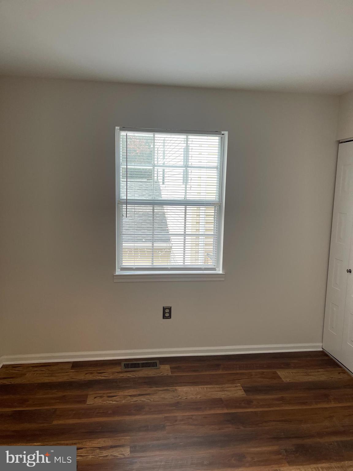 CROFTON DOWNS - Residential