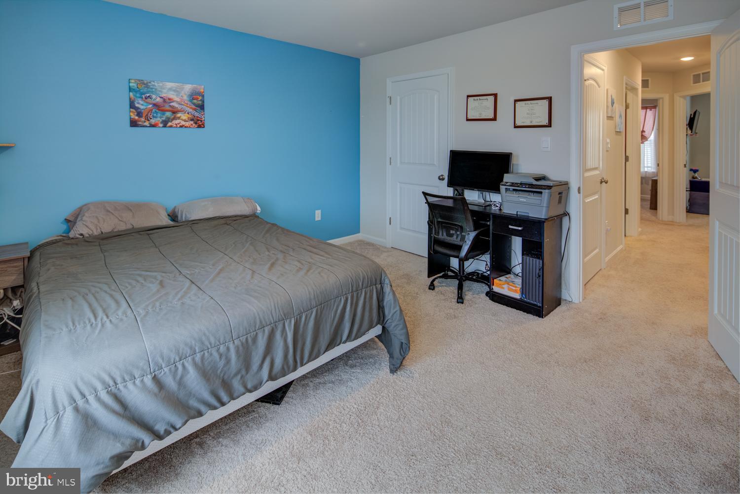 EDEN HILL - Residential