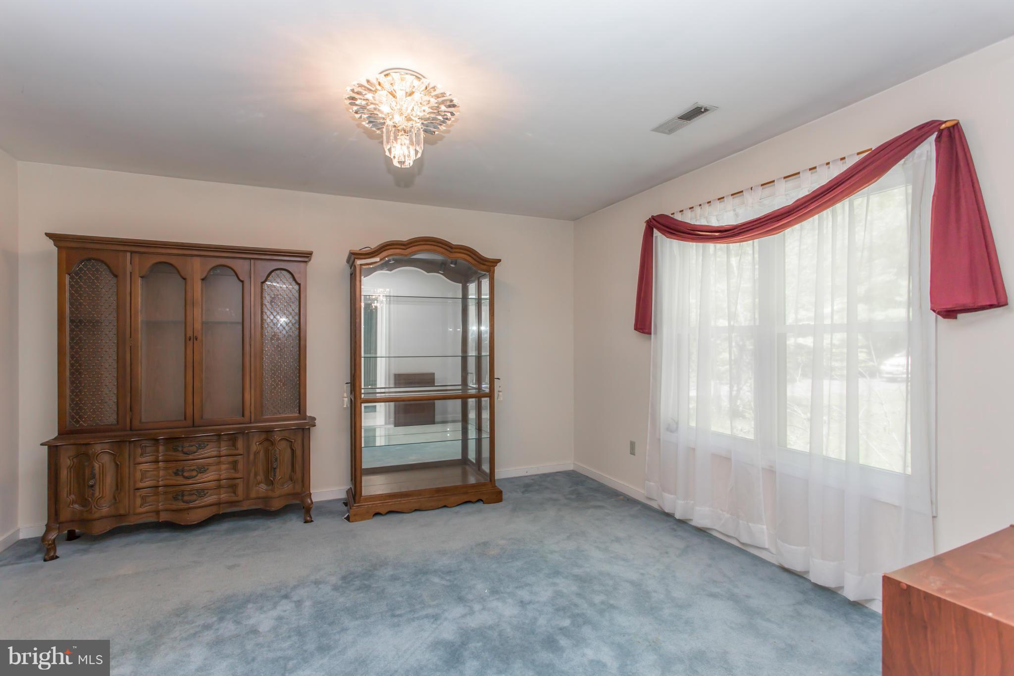 MOUNTAIN VIEW - Residential