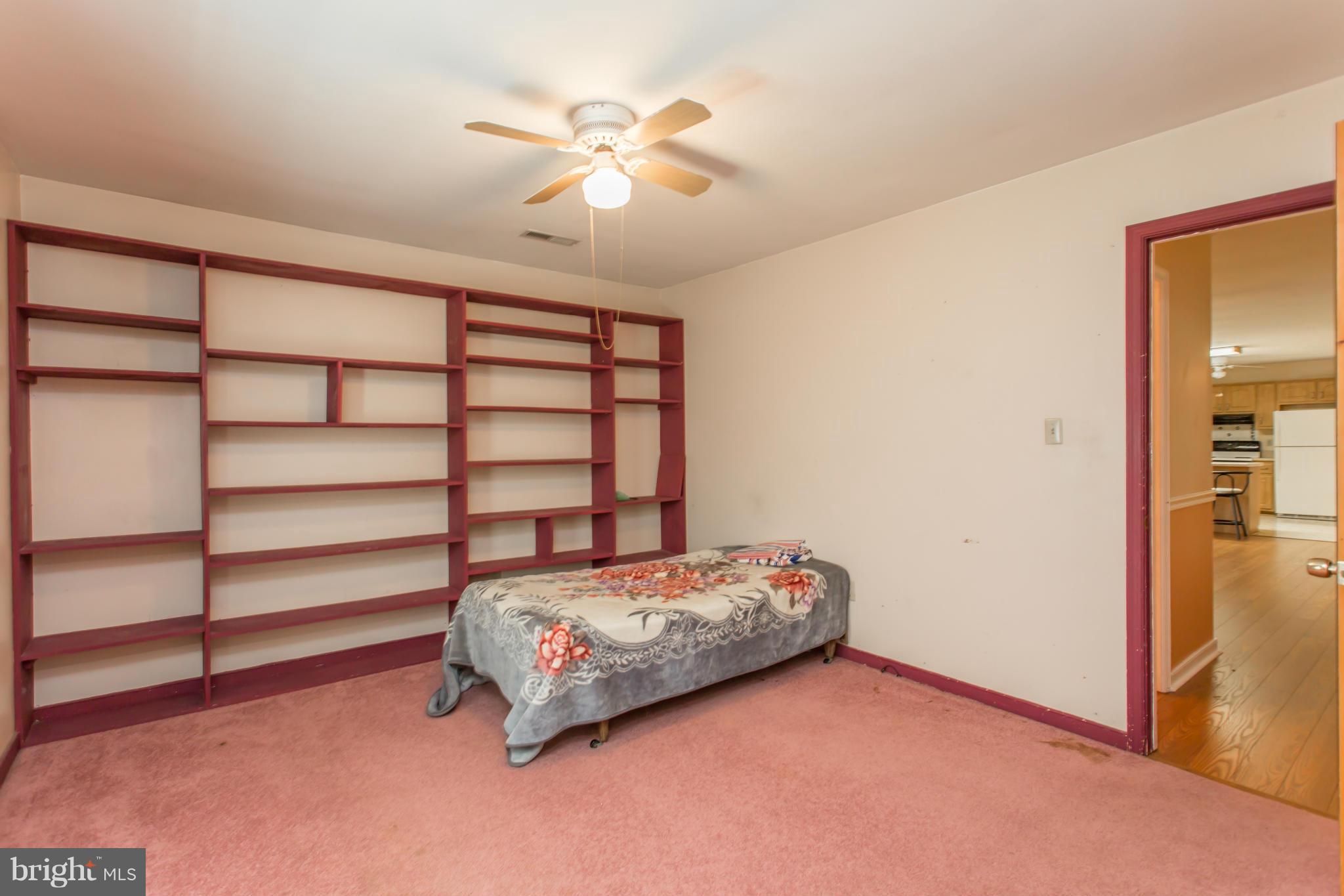 MOUNTAIN VIEW - Residential