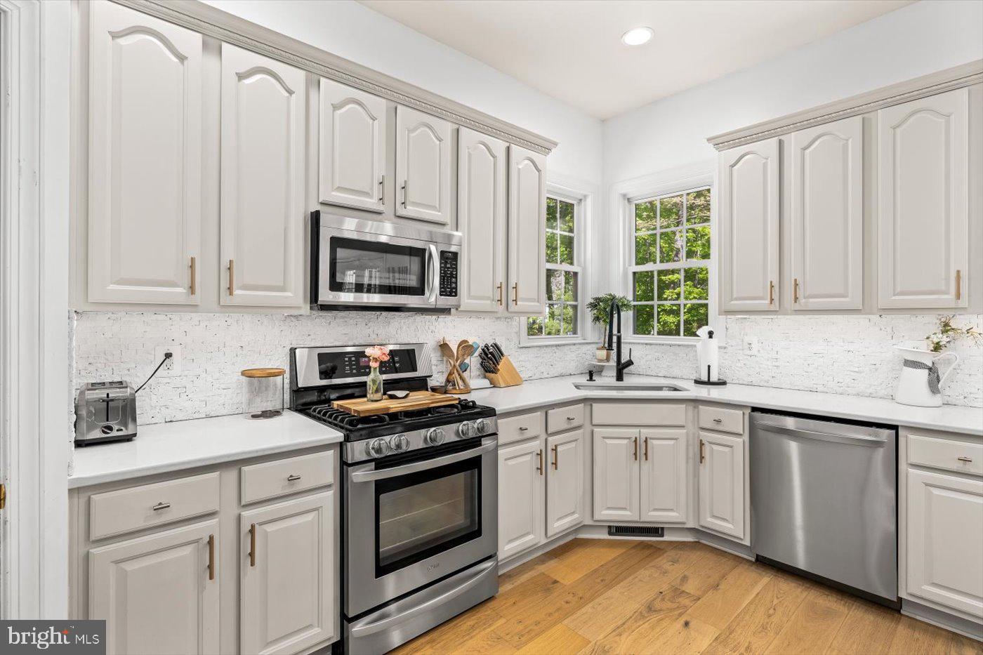 ESTATES OF CHANCELLORSVILLE - Residential