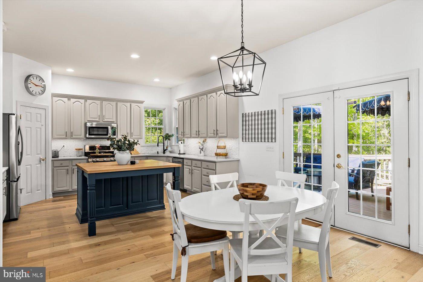 ESTATES OF CHANCELLORSVILLE - Residential