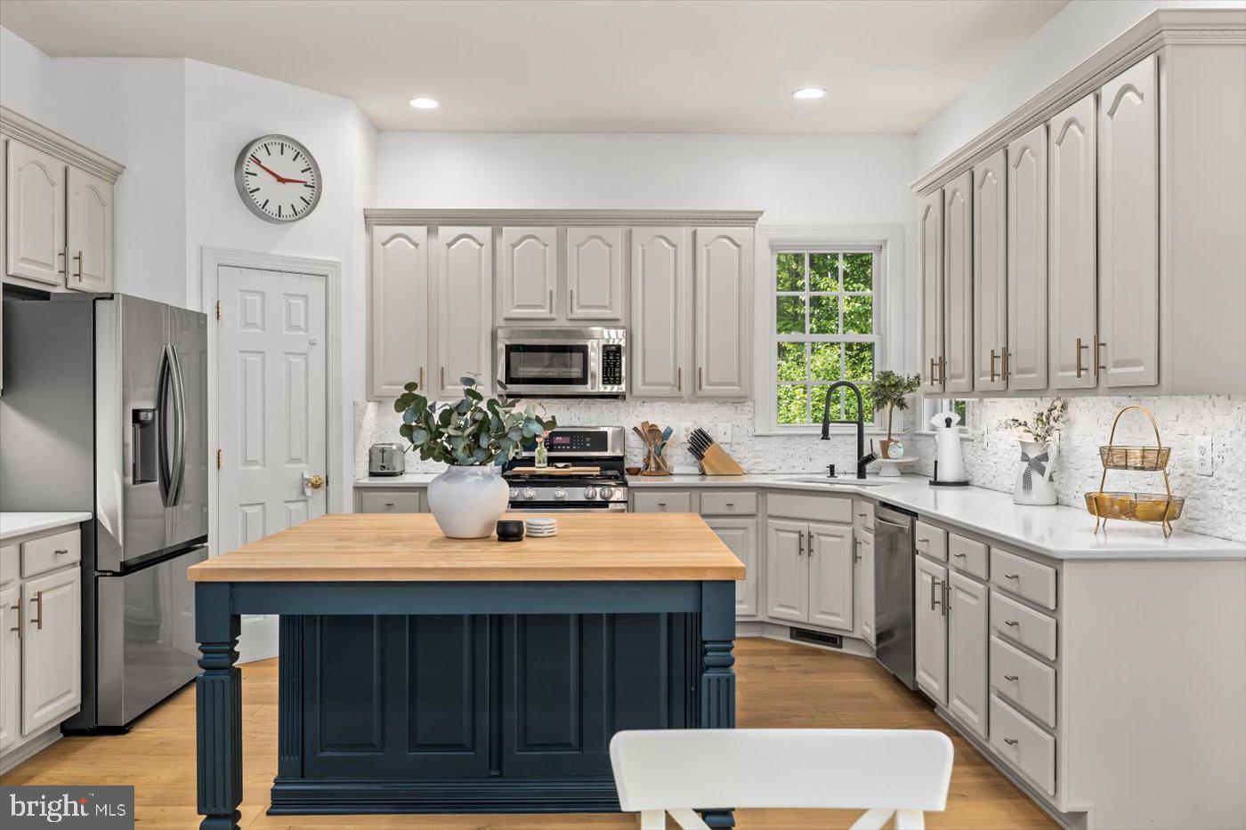 ESTATES OF CHANCELLORSVILLE - Residential