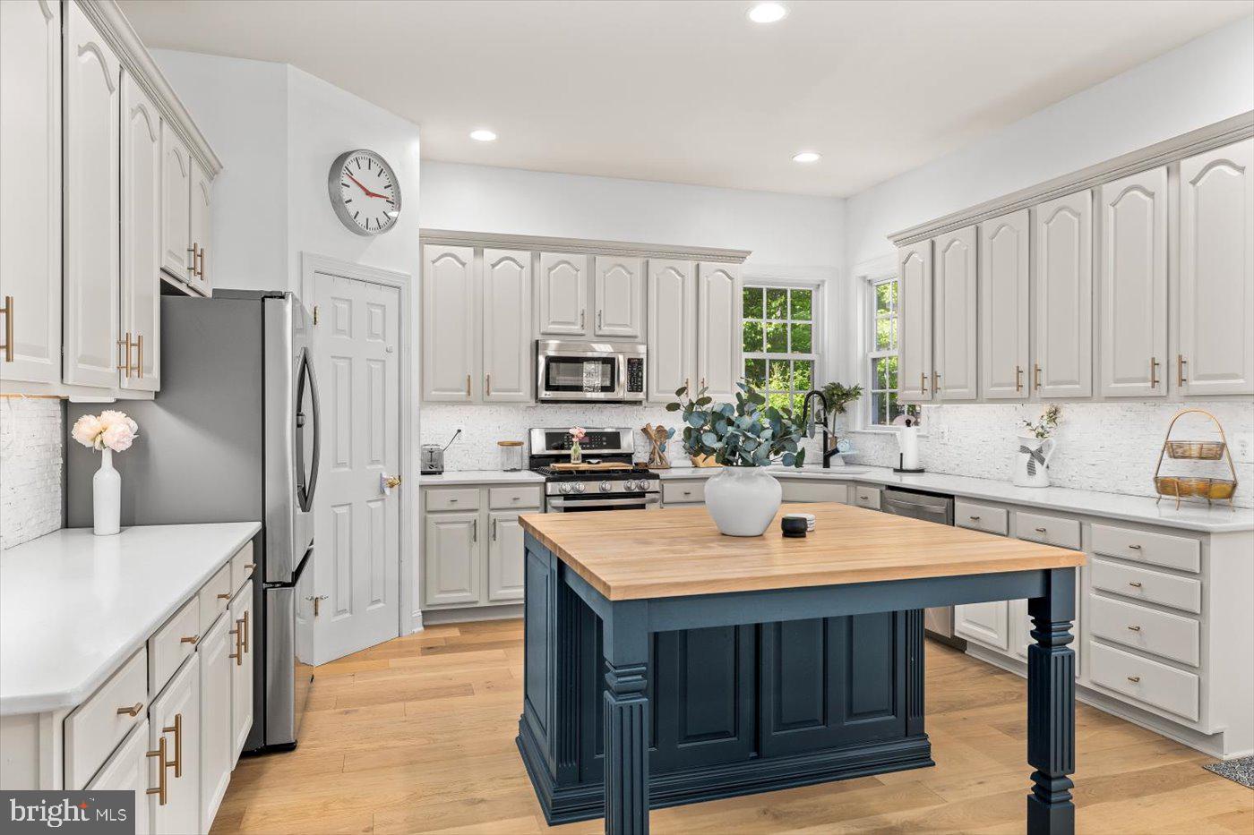 ESTATES OF CHANCELLORSVILLE - Residential