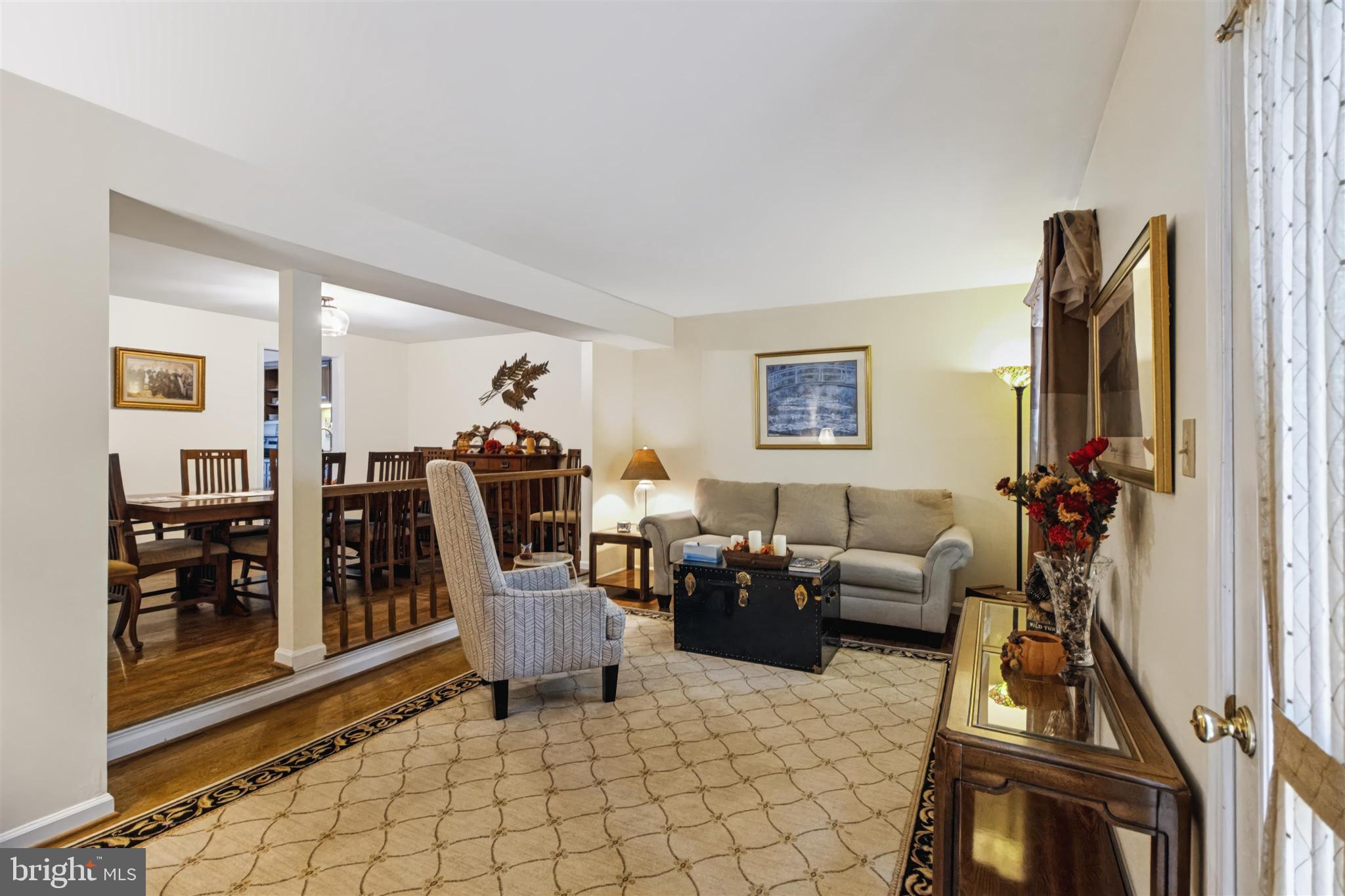 8012 BROKEN REED COURT
