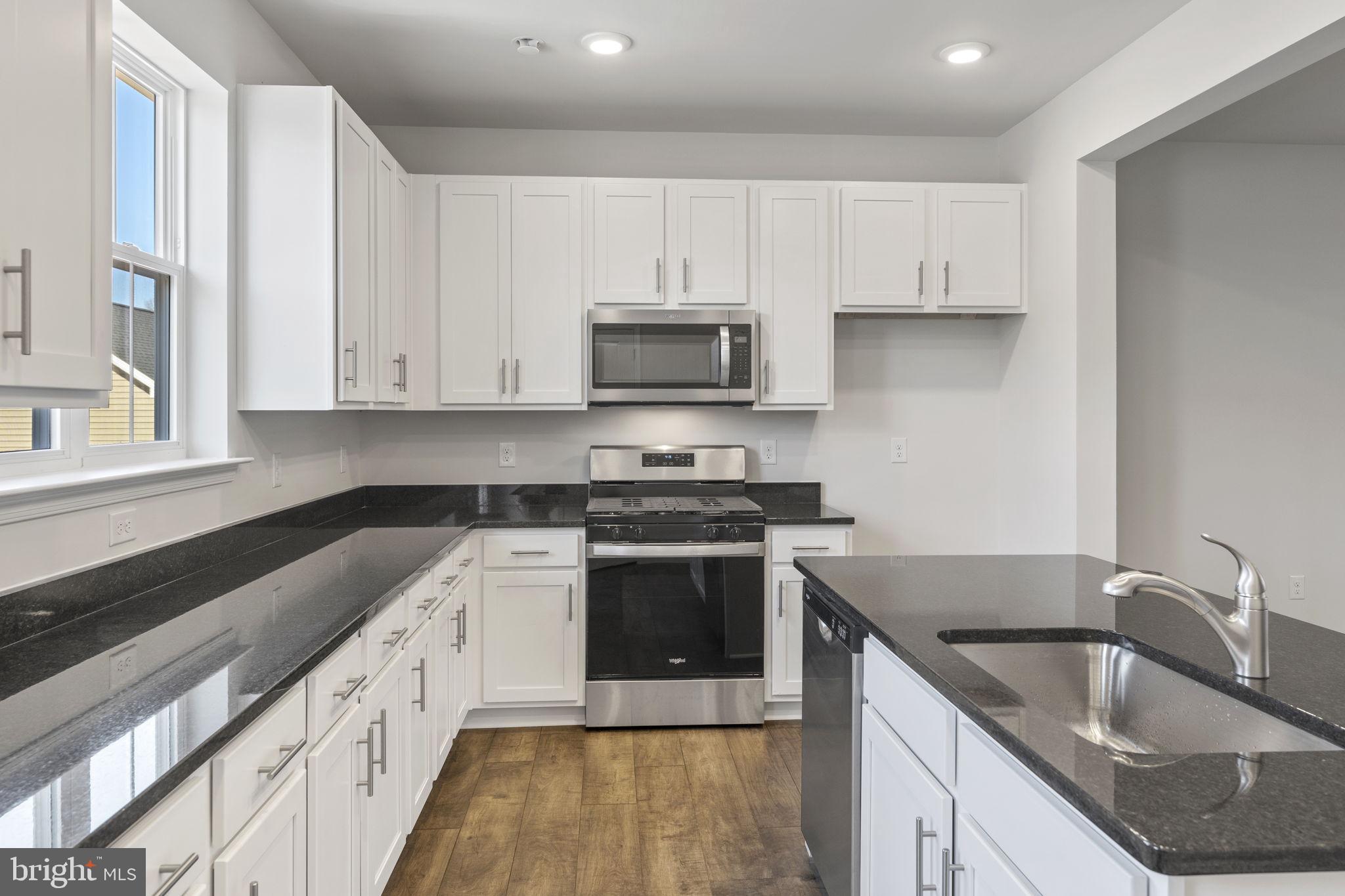 PERRY MILL - Residential