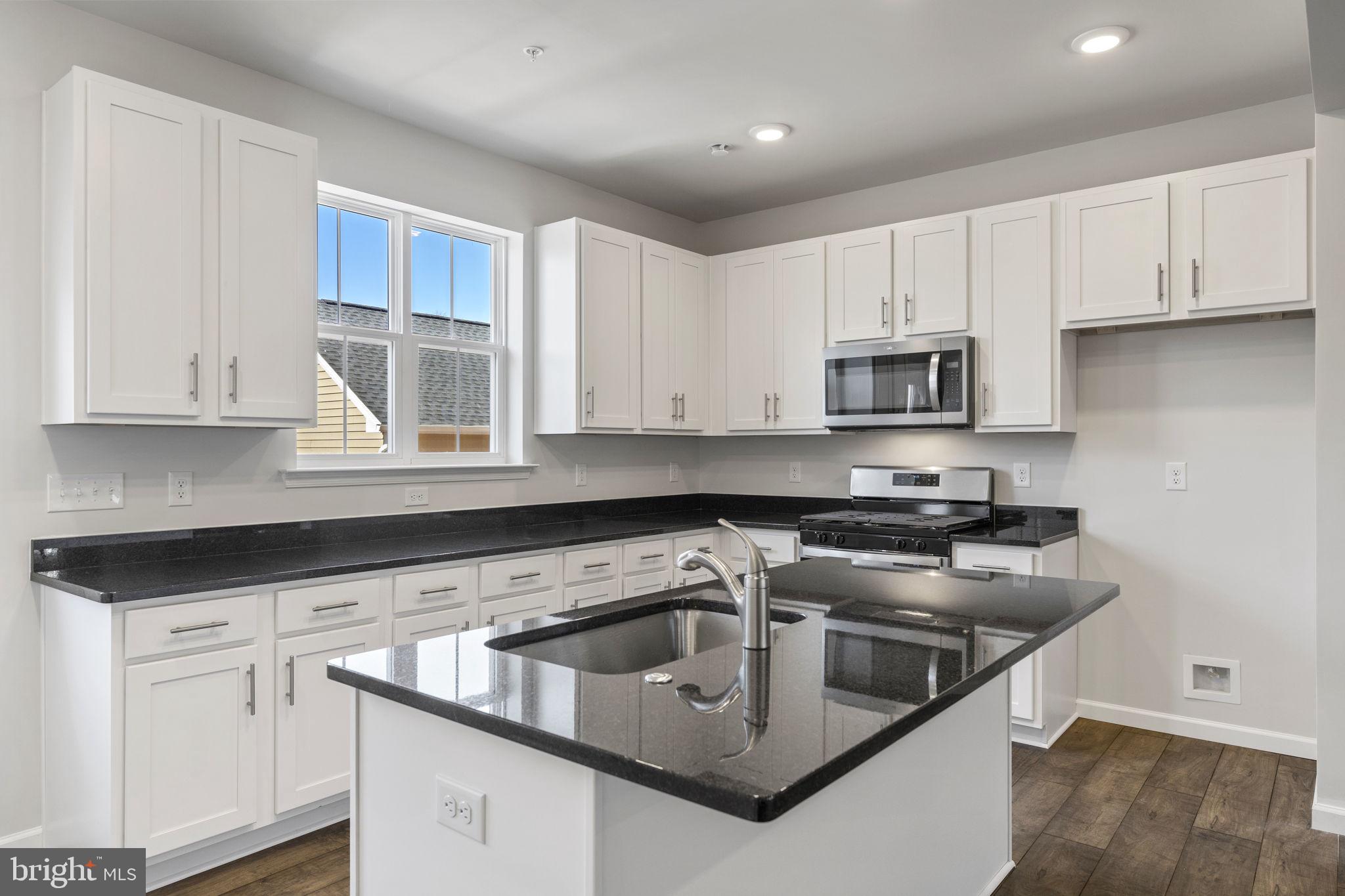 PERRY MILL - Residential