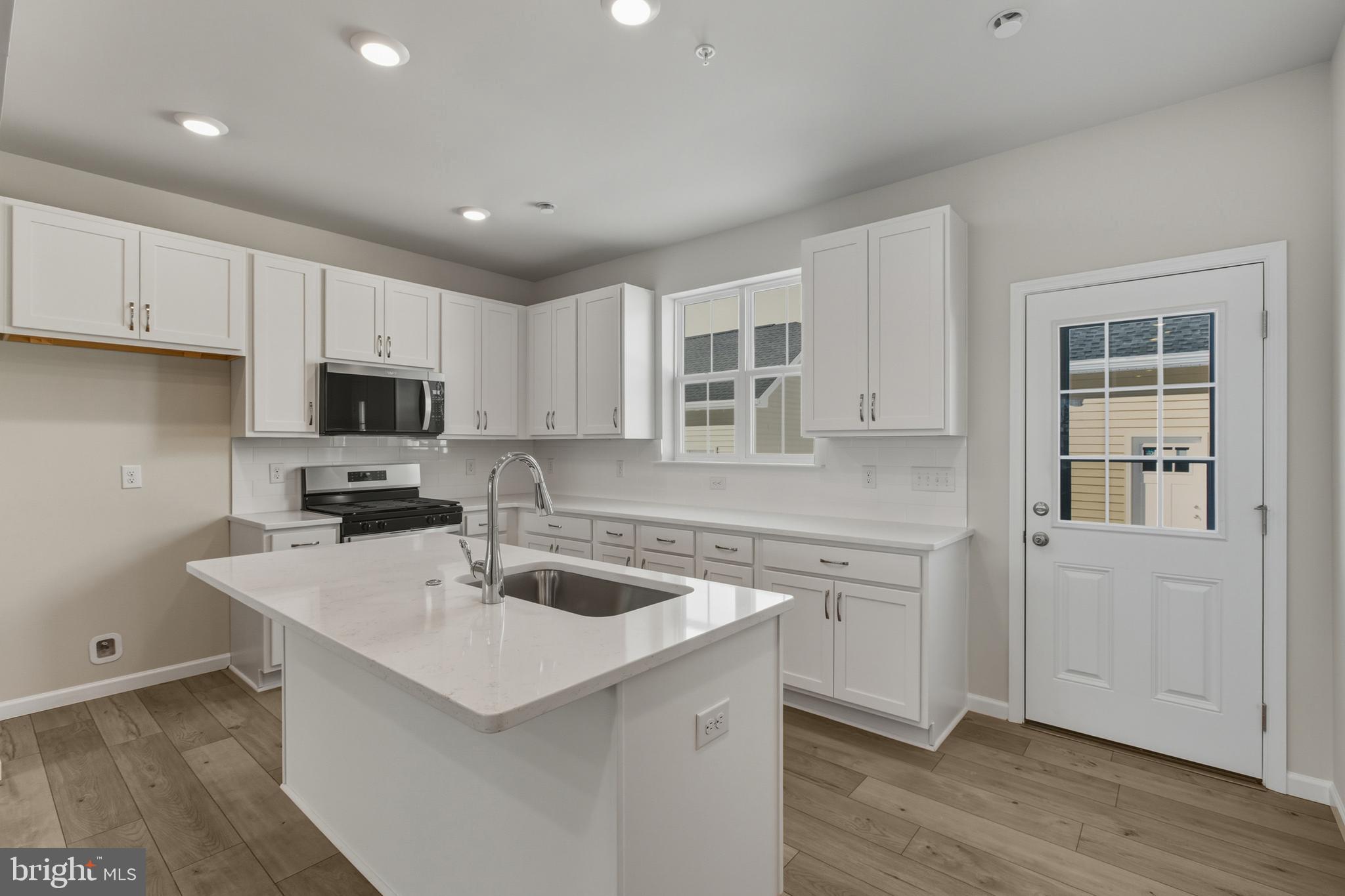 PERRY MILL - Residential