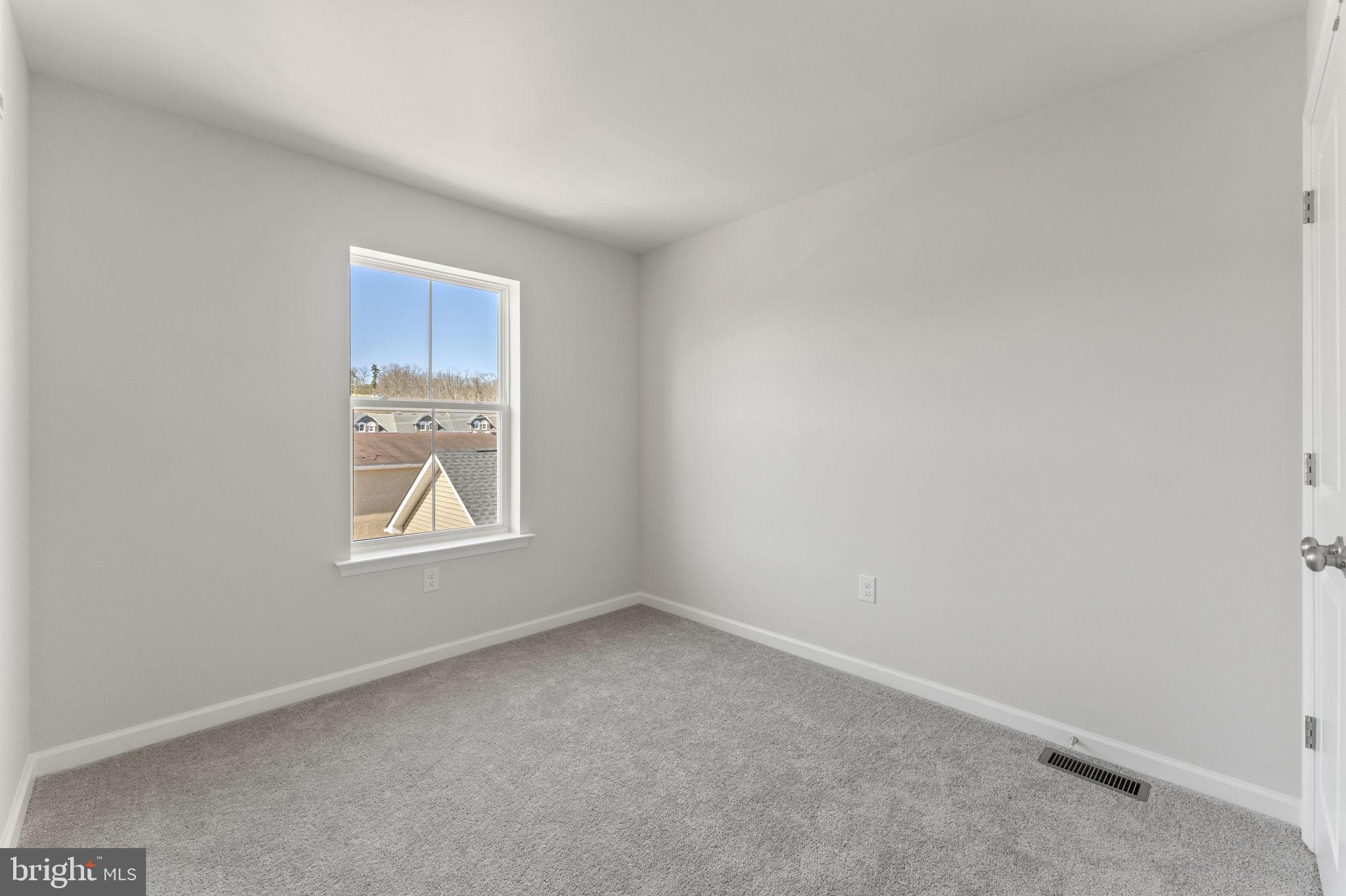 PERRY MILL - Residential