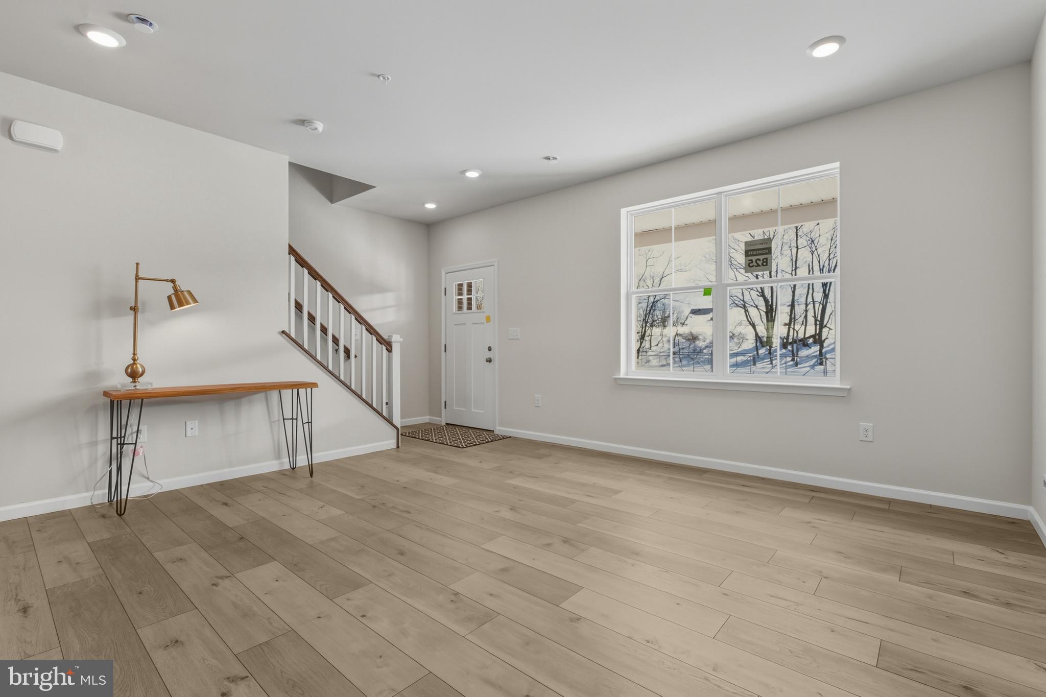 PERRY MILL - Residential