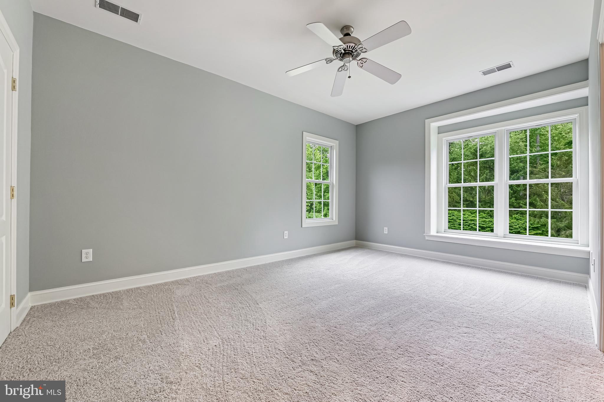 SOUTH RIVER COLONY - Residential