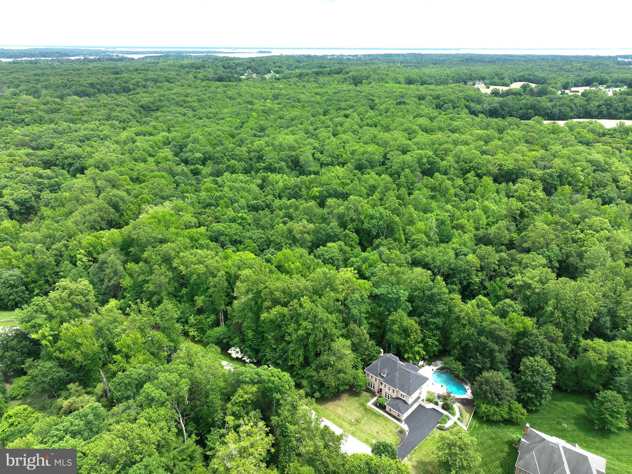 SOUTH RIVER COLONY - Residential