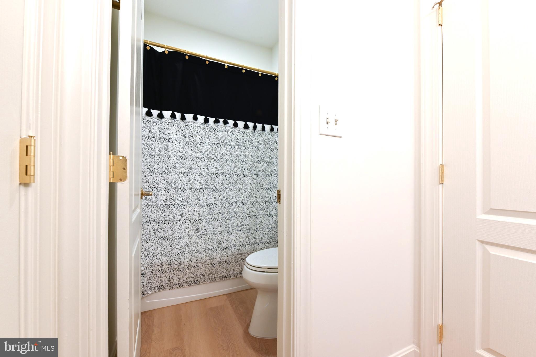 SOUTH RIVER COLONY - Residential