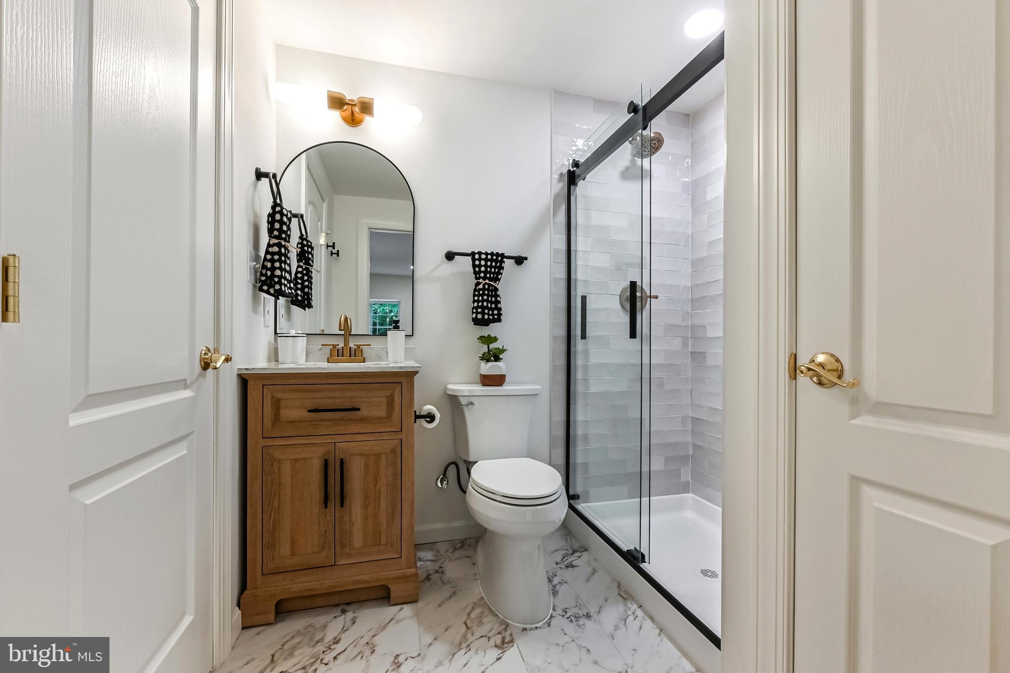 SOUTH RIVER COLONY - Residential