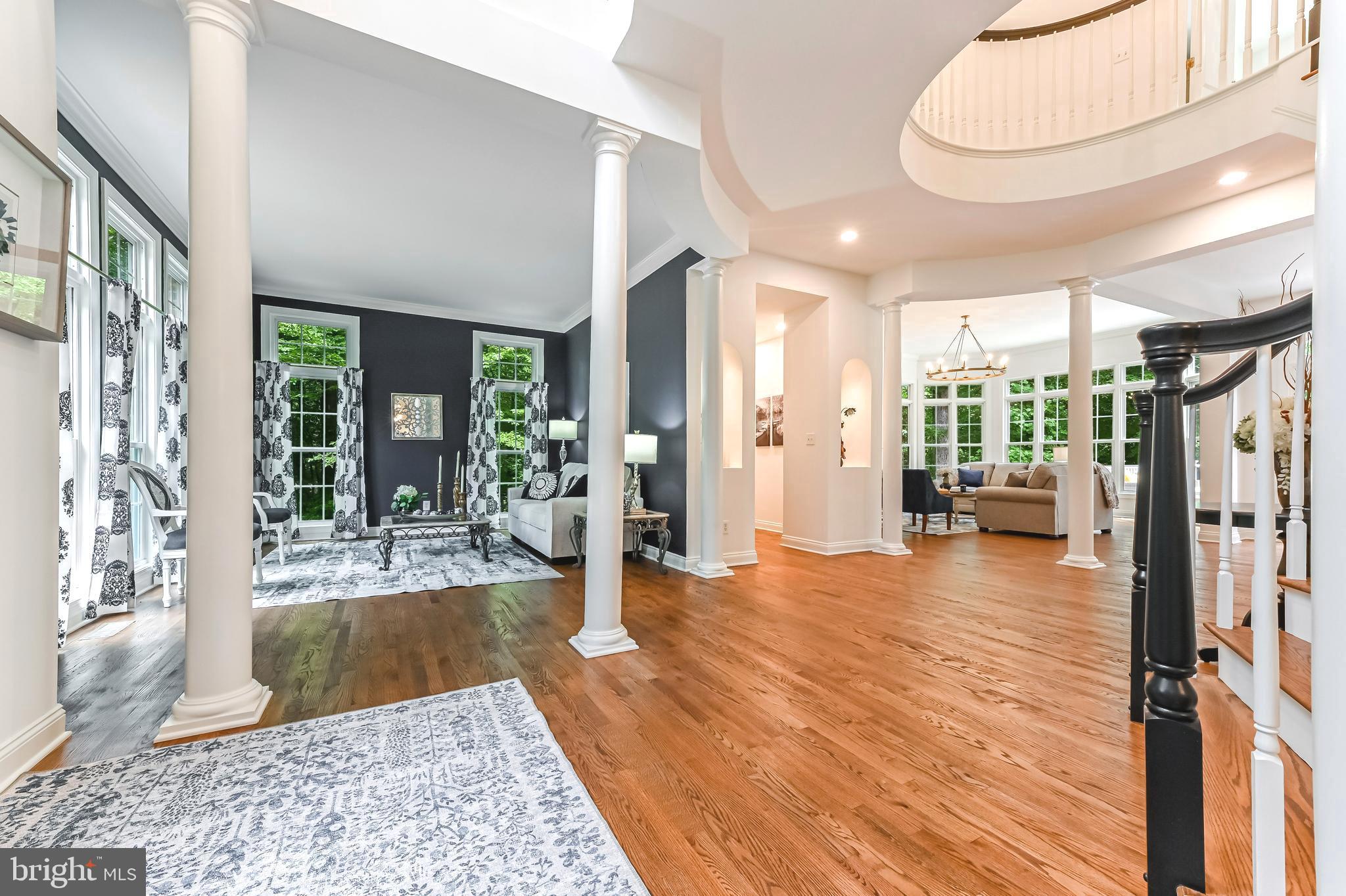 SOUTH RIVER COLONY - Residential