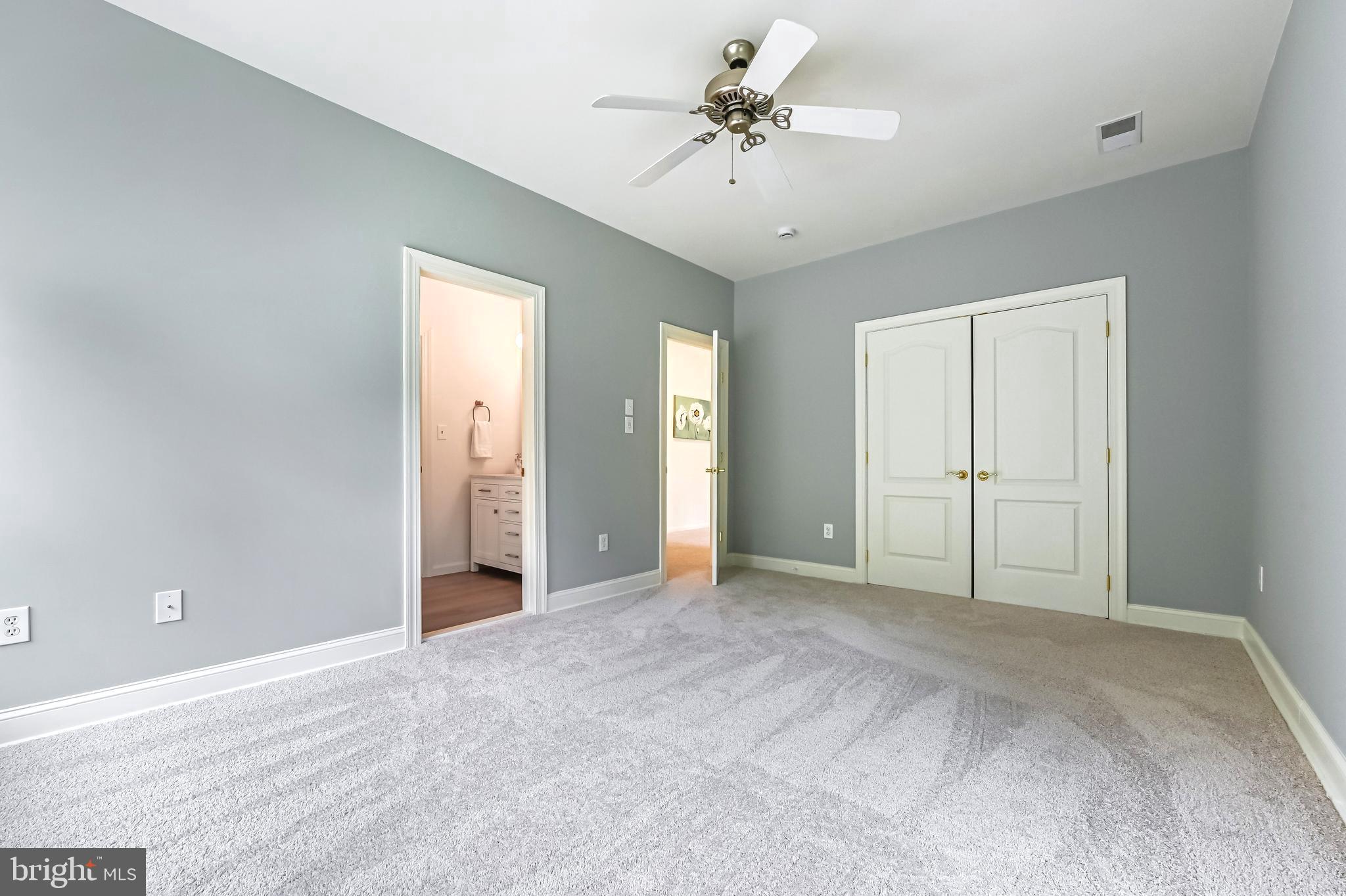 SOUTH RIVER COLONY - Residential