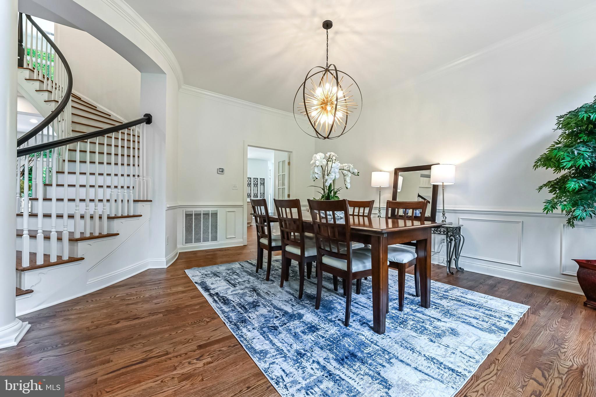 SOUTH RIVER COLONY - Residential