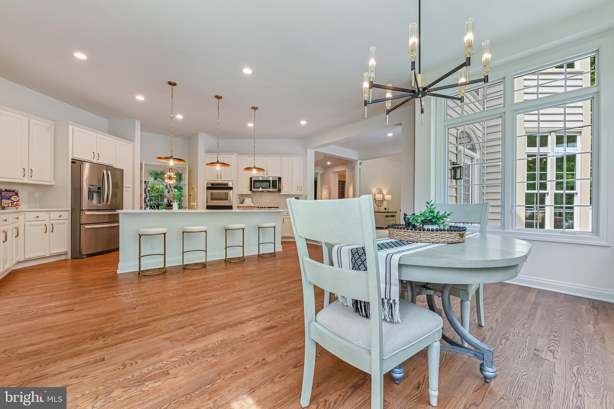 SOUTH RIVER COLONY - Residential