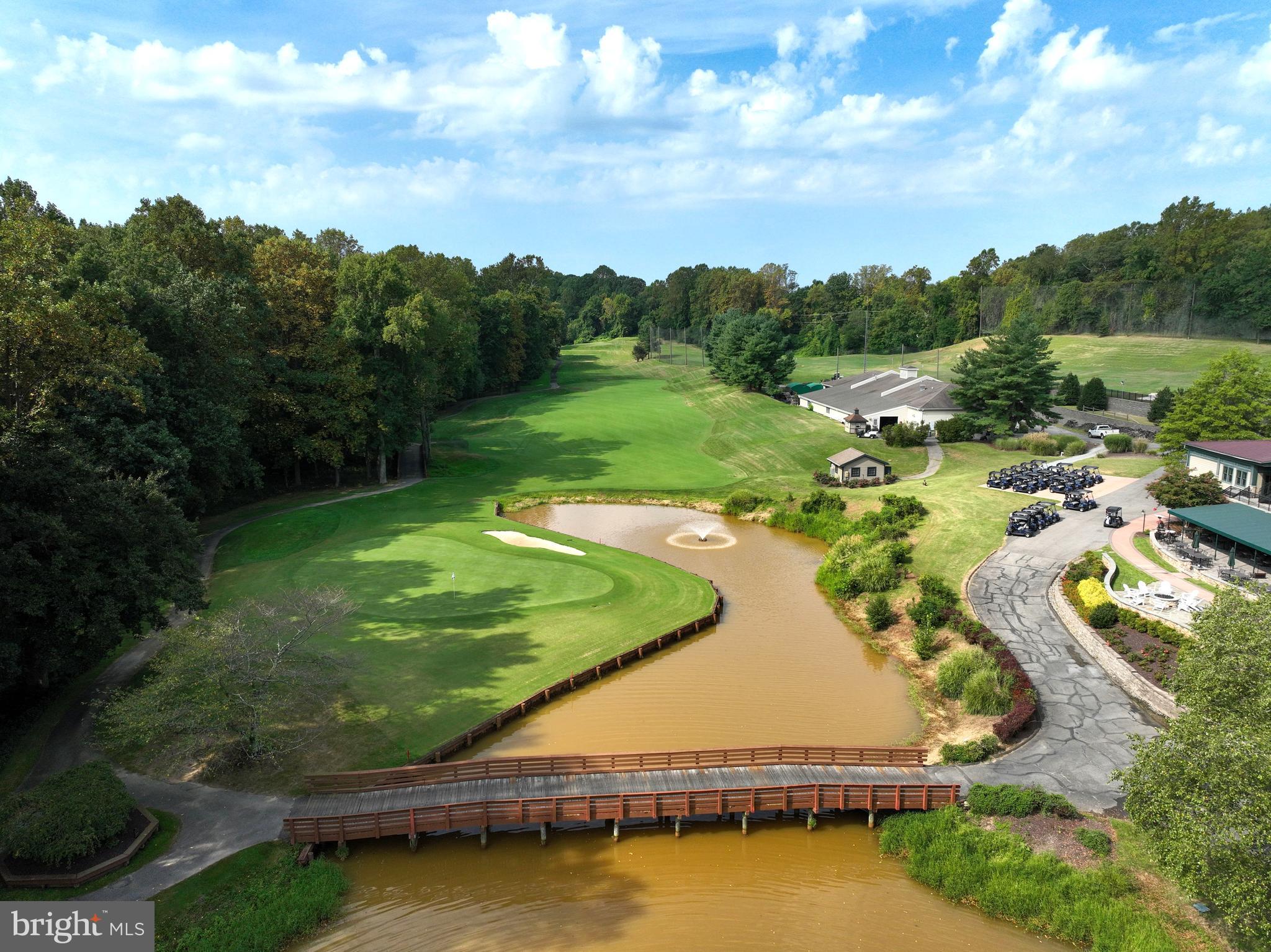 SOUTH RIVER COLONY - Residential