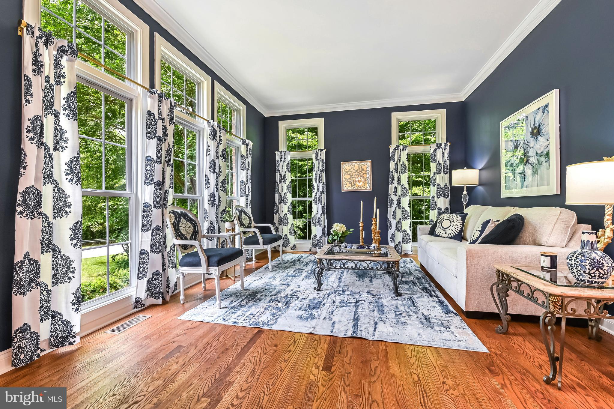 SOUTH RIVER COLONY - Residential