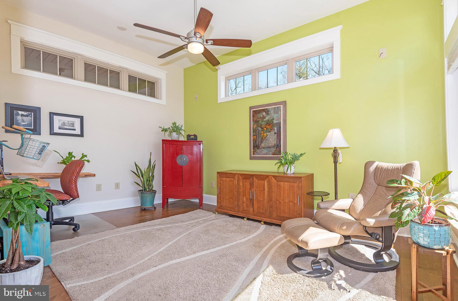 ANNAPOLIS ROADS - Residential