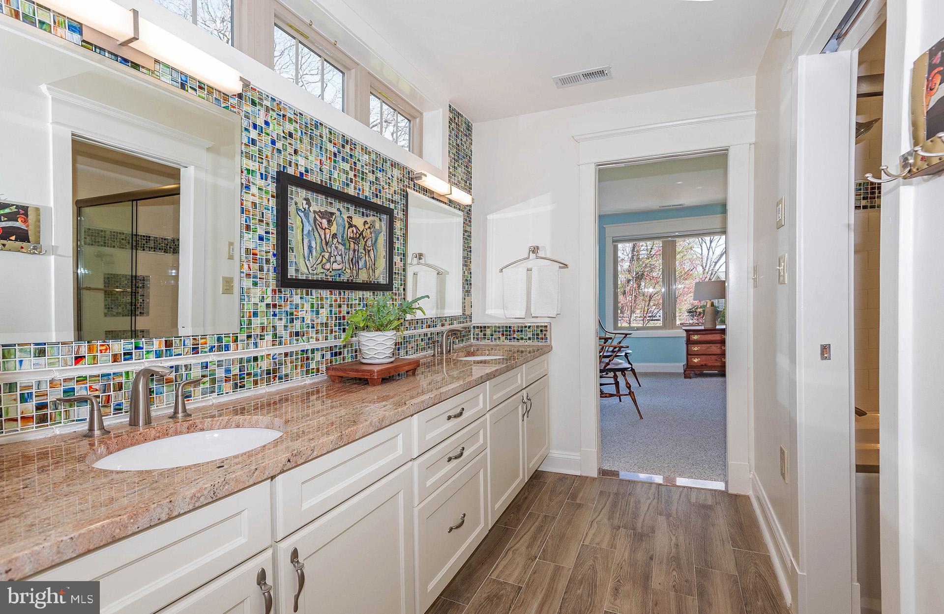 ANNAPOLIS ROADS - Residential