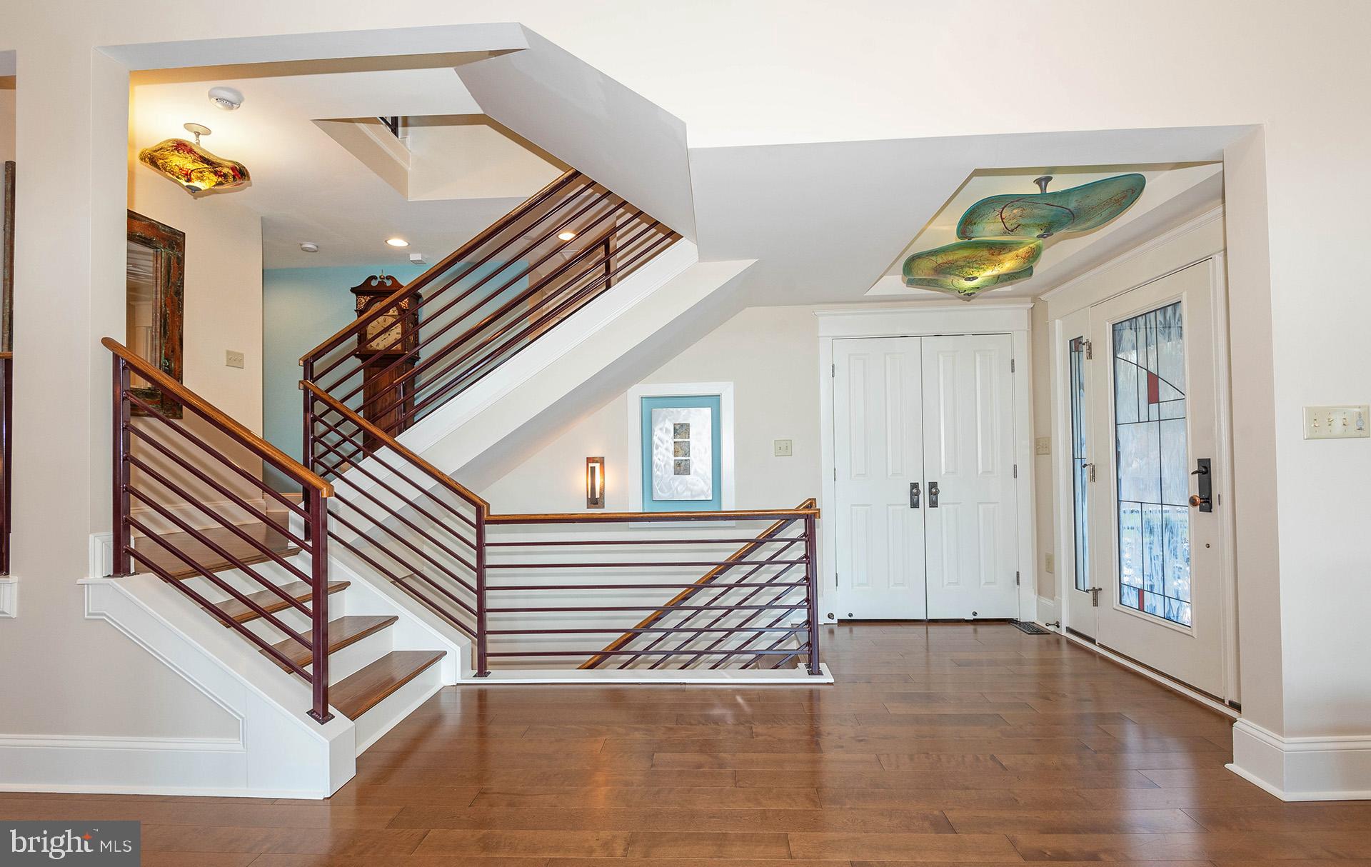 ANNAPOLIS ROADS - Residential