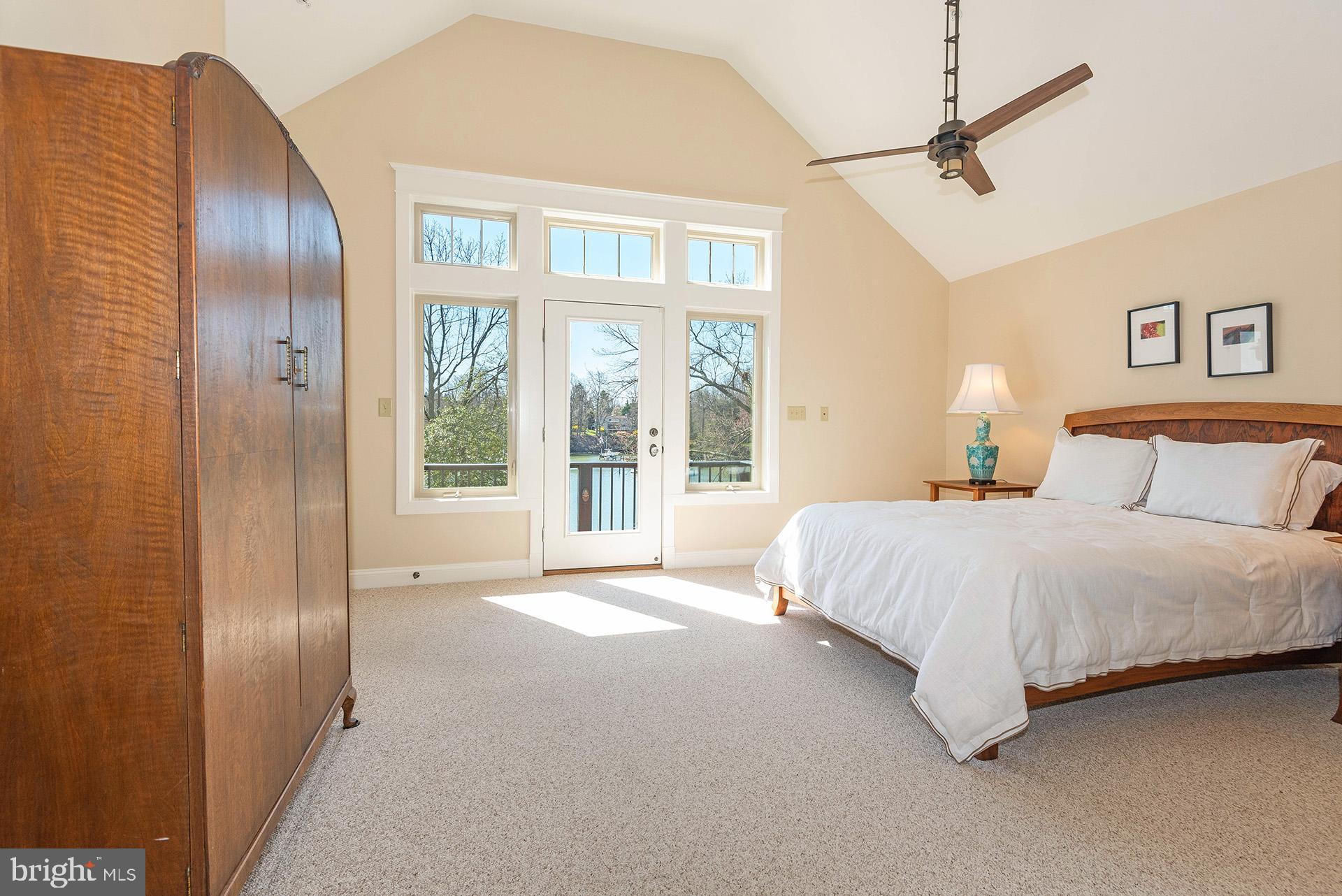 ANNAPOLIS ROADS - Residential