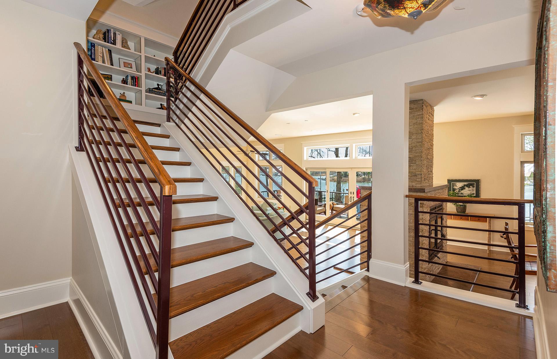 ANNAPOLIS ROADS - Residential