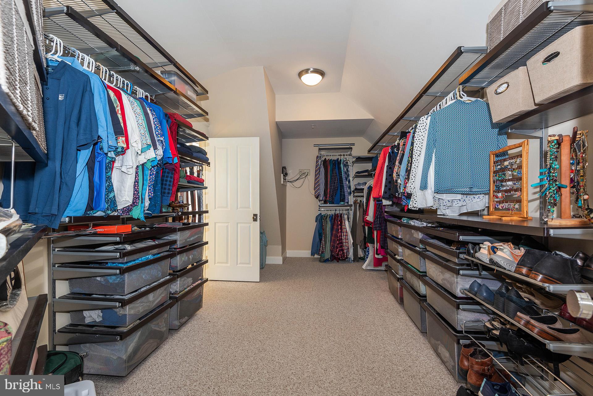 ANNAPOLIS ROADS - Residential