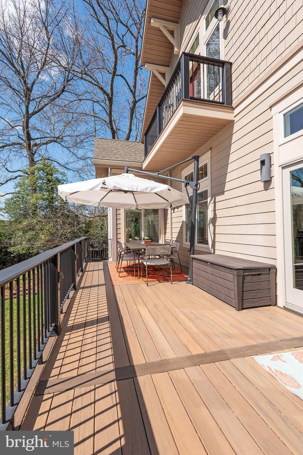 ANNAPOLIS ROADS - Residential