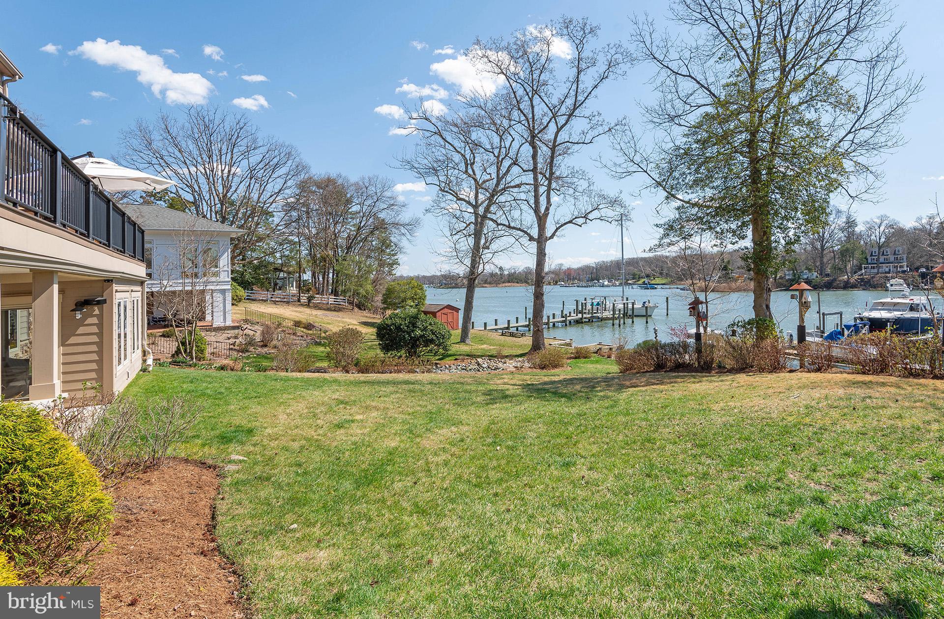 ANNAPOLIS ROADS - Residential